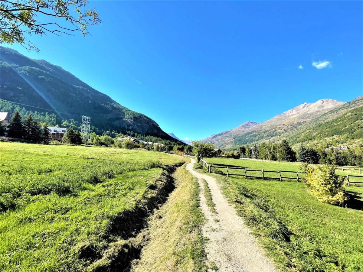 Studio La Salle-les-Alpes, 1 pièce, 4 personnes - FR-1-330F-63 Serre Chevalier Esterno foto
